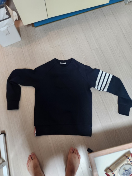 톰브라운 4BAR 와플 맨투맨.jpg