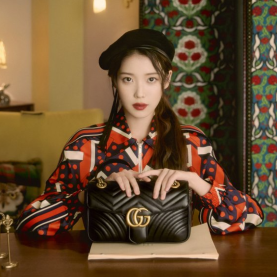 1위 [가수 아이유] GUCCI 구찌 마몬트 마틀라세 백 화이트,블랙 & 미니,스몰,미디움 443497