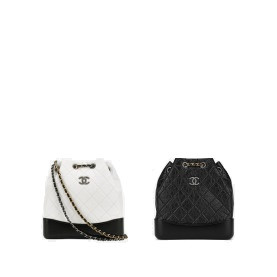  CHANEL 샤넬 가브리엘 백팩 스몰,미디움 블랙,화이트