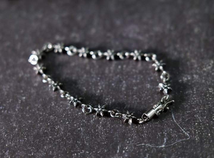 Chrome Hearts 크롬하츠 미니레이어드 스타 CH 브레이슬릿 silver.925 [1:1제작]