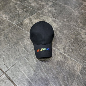 BALENCIAGA 발렌시아가 레인보우 볼캡