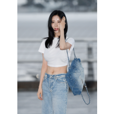 35위 [소녀시대 서현] CHANEL 샤넬 22백 샤이니 백팩 데님