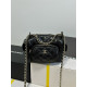  CHANEL 샤넬 스몰 카메라 케이스백 AS5220 2024/신상