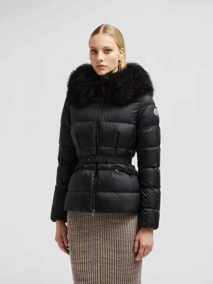  MONCLER 몽클레어 보에딕 숏 구스패딩
