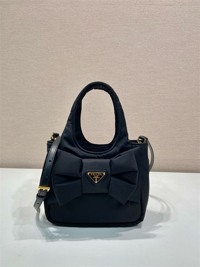  PRADA 프라다 소프트 리나일론 미니백 1BA359 2024/신상