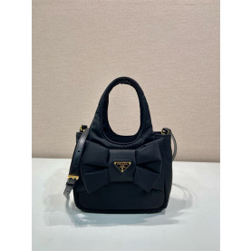  PRADA 프라다 소프트 리나일론 미니백 1BA359 2024/신상