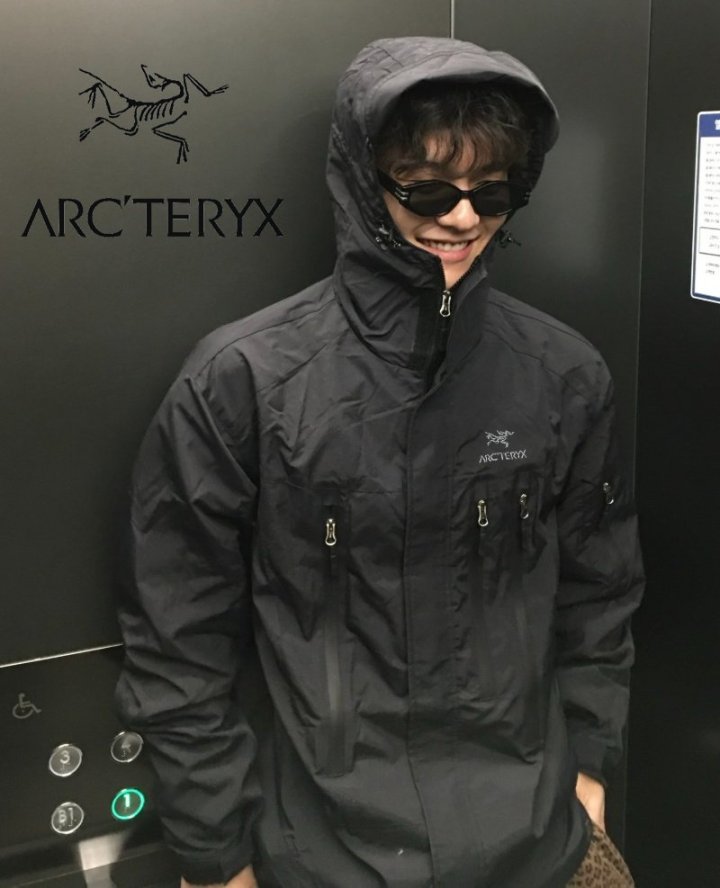 ARCTERYX 아크테릭스 3포켓 고어텍스 바람막이 2COLOR