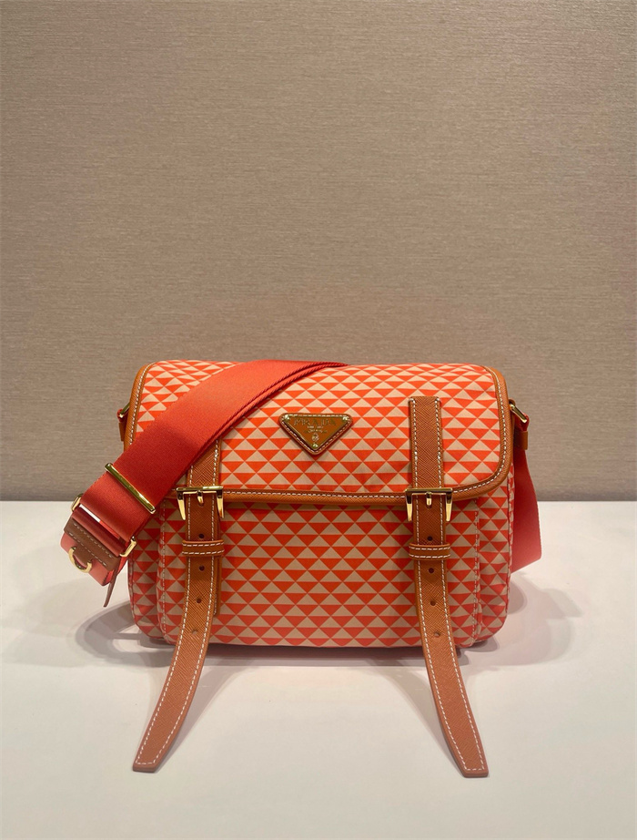 PRADA 프라다 삼각 로고 심볼 자수 리나일론 숄더백 1BD383 2025/신상 3COLOR