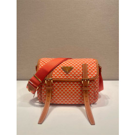 PRADA 프라다 삼각 로고 심볼 자수 리나일론 숄더백 1BD383 2025/신상 3COLOR