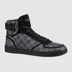 43위 LOUIS VUITTON 루이비통 남성용 스니커즈 리볼리 하이탑 1A44WC