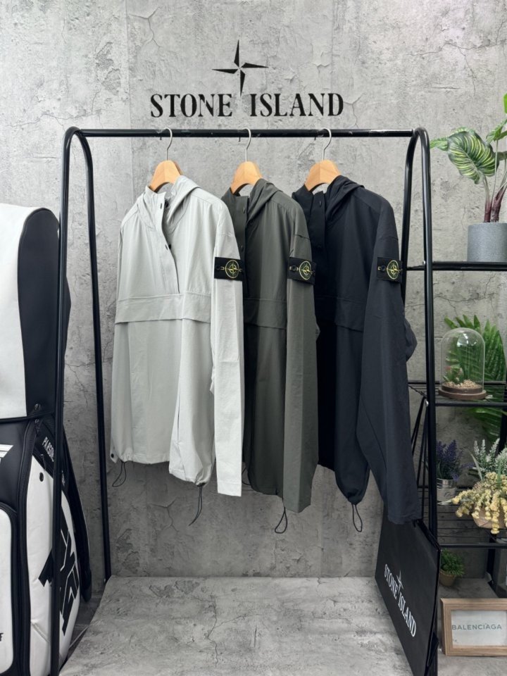 STONE ISLAND 스톤아일랜드 윈드 아노락후드