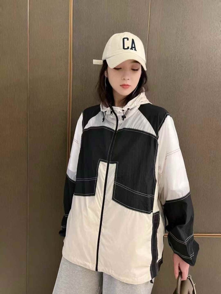 MONCLER 몽클레어 컬러 블록 배색 자켓