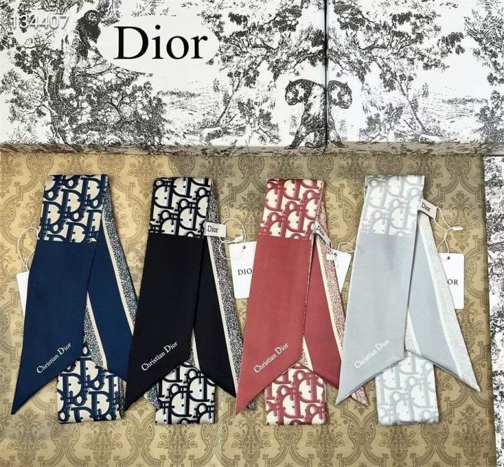 DIOR 디올 로고 실크 방도 스카프