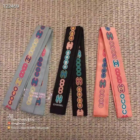 CHANEL 샤넬 컬러코코 실크 방도 스카프