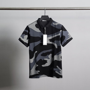 VALENTINO 발렌티노 락스터드 카모 반팔 카라티