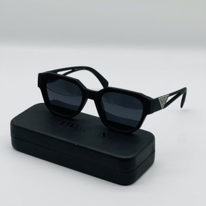 PRADA 프라다 선글라스