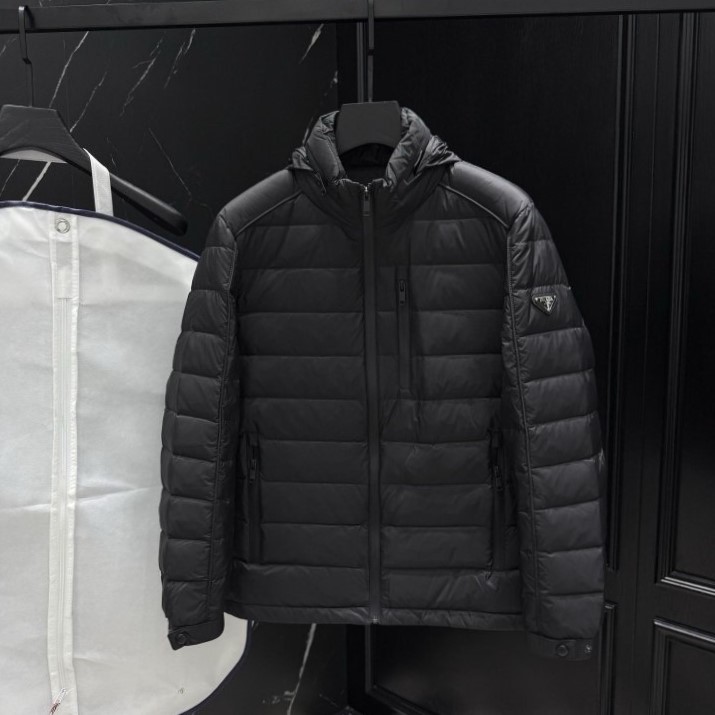 PRADA 프라다 파이핑 다운 패딩 자켓