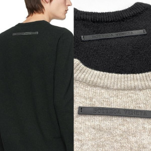●11월 판매 8위● BOTTEGA VENETA 보테가베네타 레더패치 라운드 니트