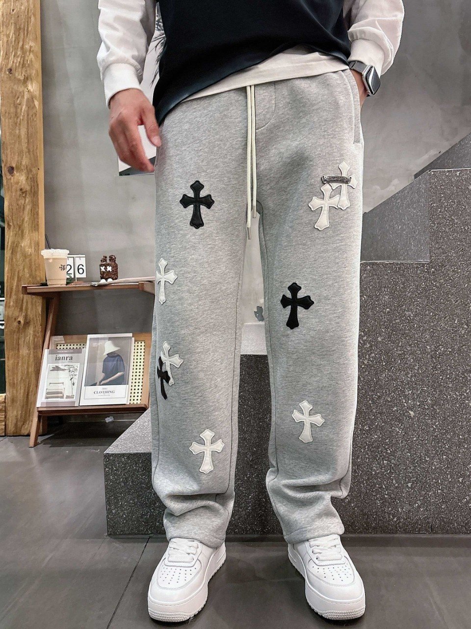 CHROME HEARTS 크롬하츠 십자패치 크로스 팬츠