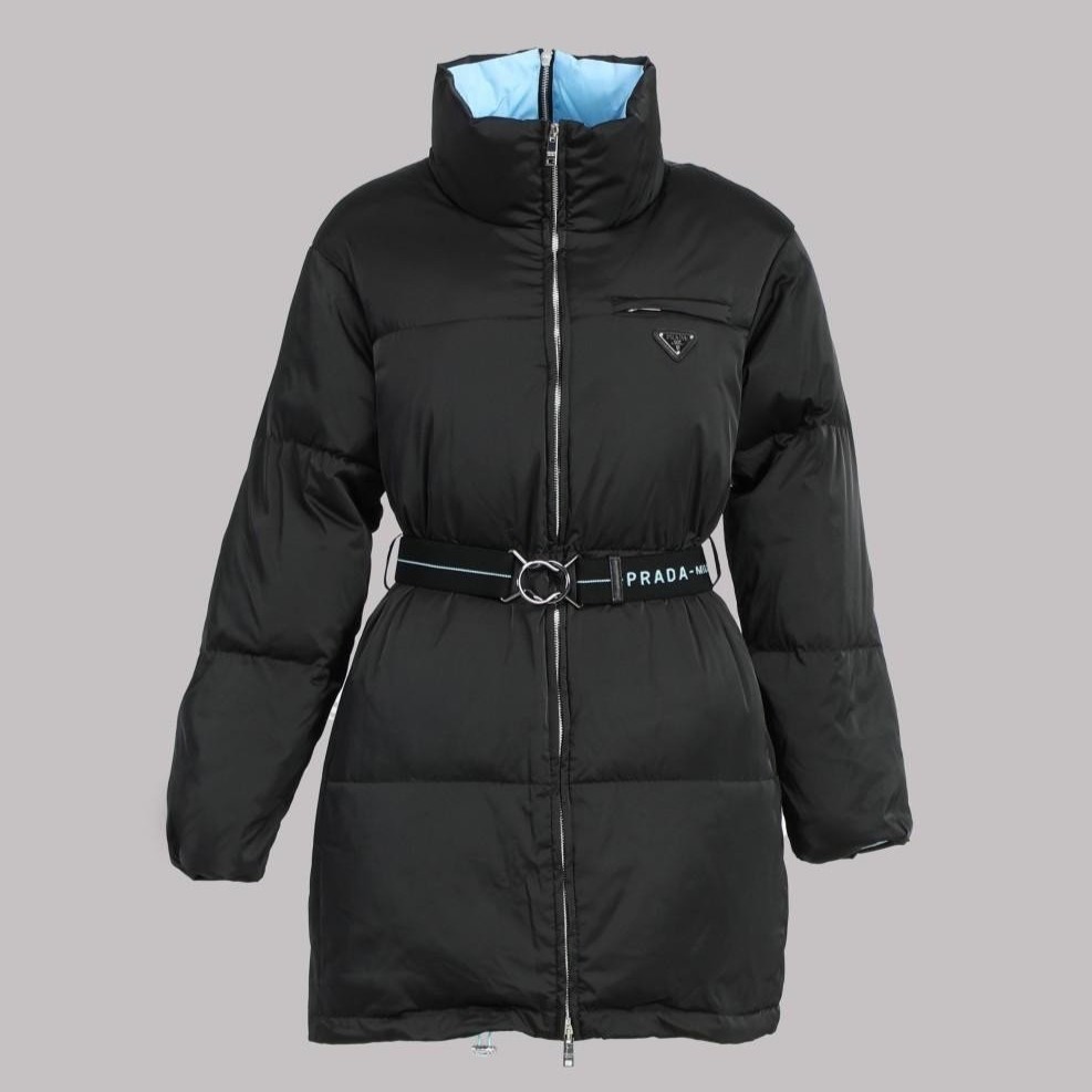 PRADA 프라다 리나일론 삼각로고 개버딘 후드 다운 코트 패딩