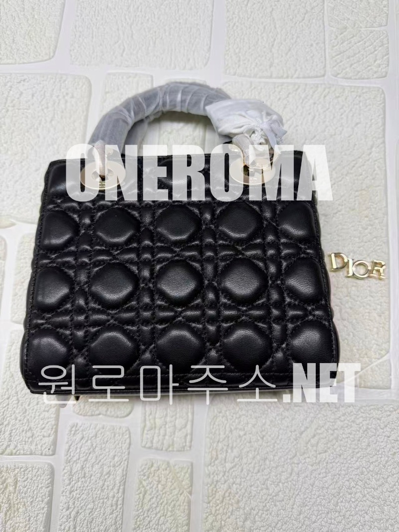 이*원 고객님 디올 레이디백