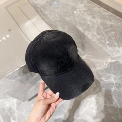 MIUMIU 미우미우 피그먼트 데미지 볼캡