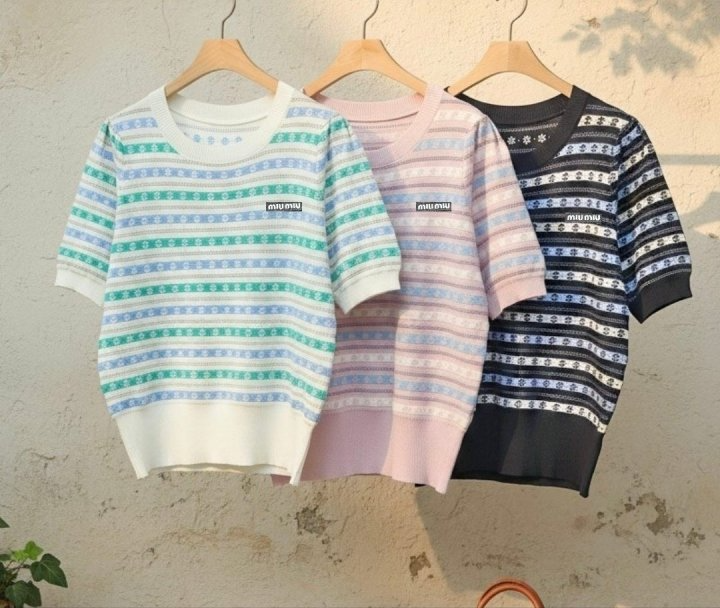 MIUMIU 미우미우 무늬 반팔니트