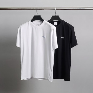 BURBERRY 버버리 엠보로고 라운드 반팔티