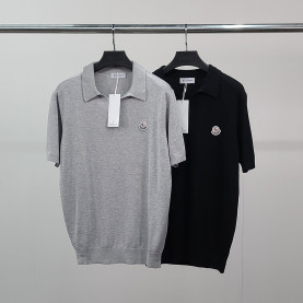 MONCLER 몽클레어 로고와펜 오픈카라 반팔 니트