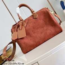 LOUIS VUITTON 루이비통 스피디 P9 반둘리에 30 M13904
