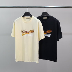 ●8월 판매 9위● BURBERRY 버버리 멀티레터링 코튼 반팔티