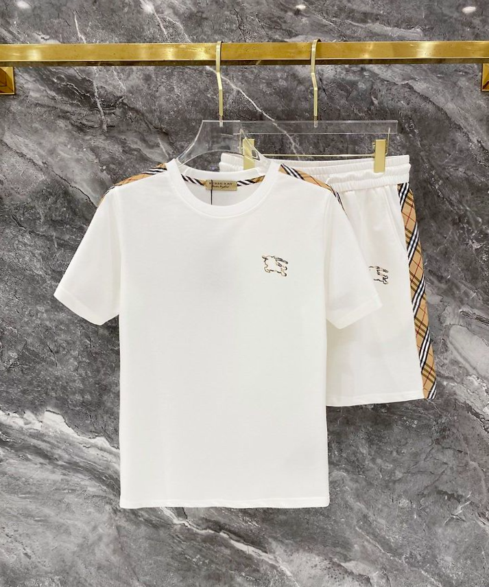 BURBERRY 버버리 607123 EKD 체크 배색 라인 반팔&반바지 세트 2COLOR