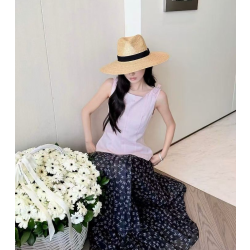 CHANEL 샤넬 1040 CC 라인스톤 슬리브리스 탑 2COLOR